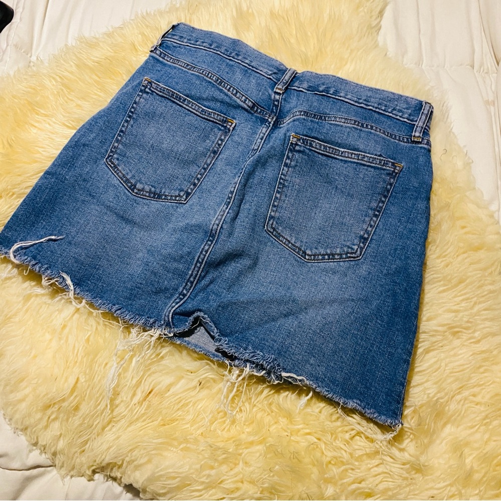 GAP A-Line Denim Skirt in Classic Blue frayed 30 jean mini - Picture 4 of 5